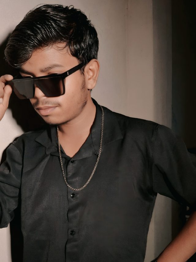 Vansh Kashyap, React and AI-automation developer